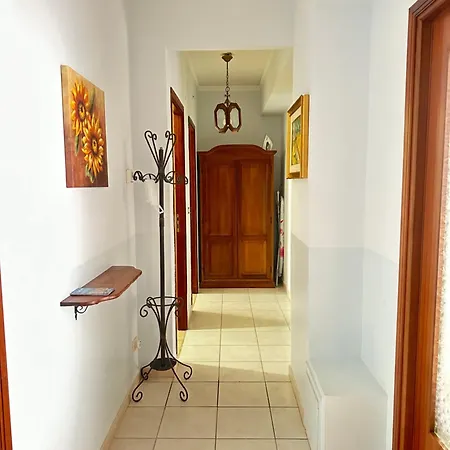 Apartamento Yellow House *