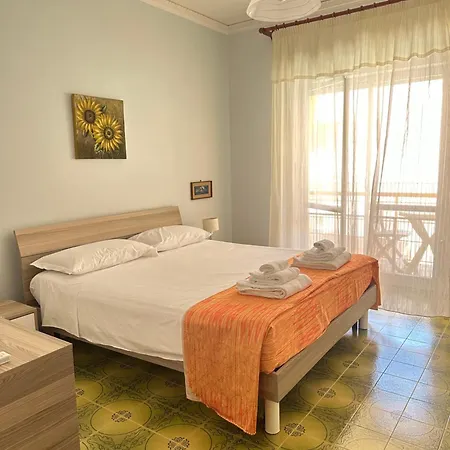 Yellow House Apartamento *